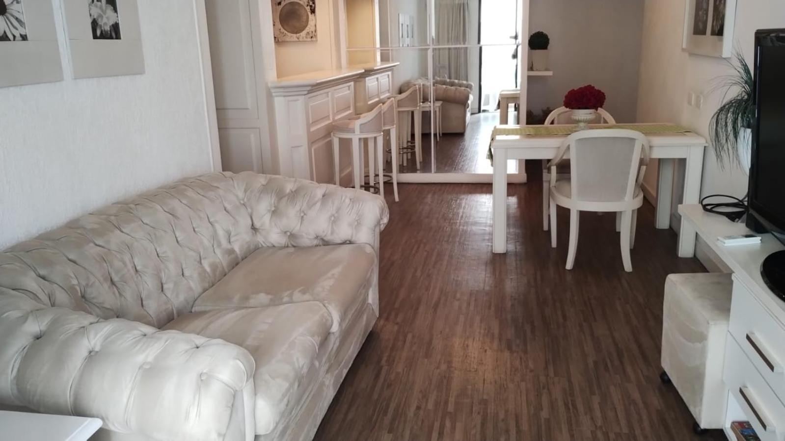Apartamento Ar Na Sala E Quarto, Itaim Bibi, 55 São Paulo